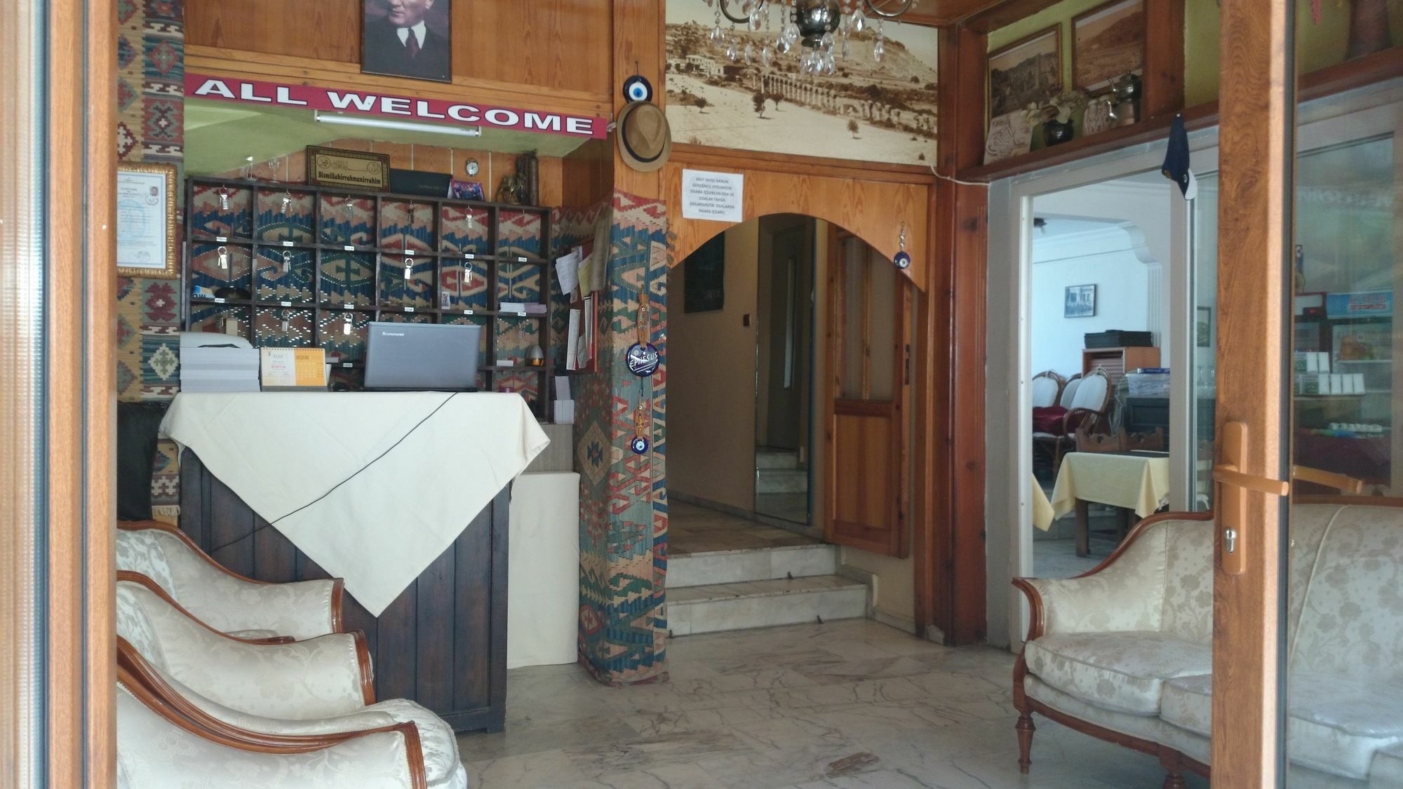 阿夸杜科特袋鼠酒店 塞尔丘克 外观 照片
